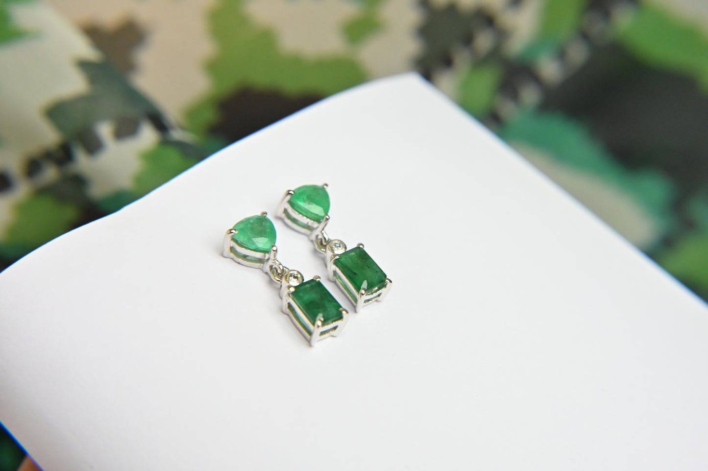 Dual Emerald Drops