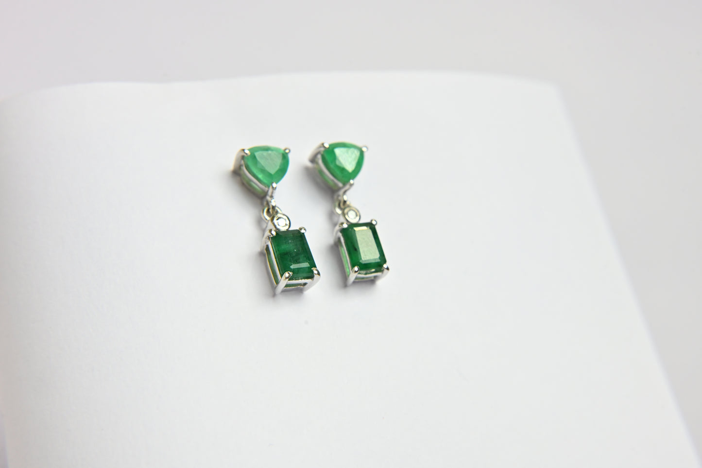Dual Emerald Drops