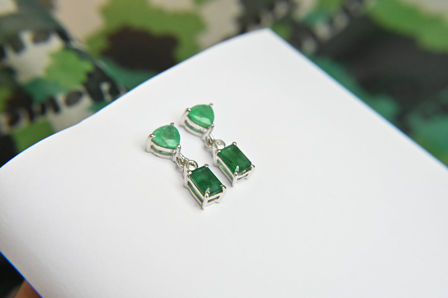 Dual Emerald Drops