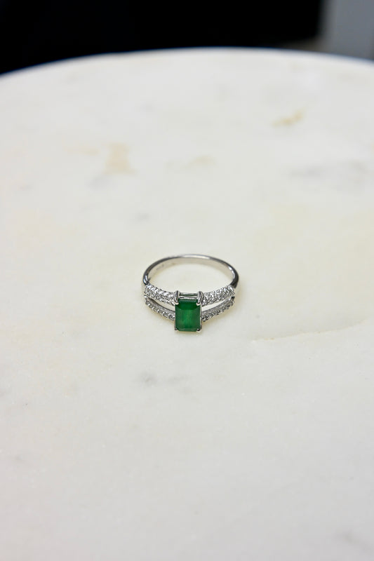Emerald Split Band Ring