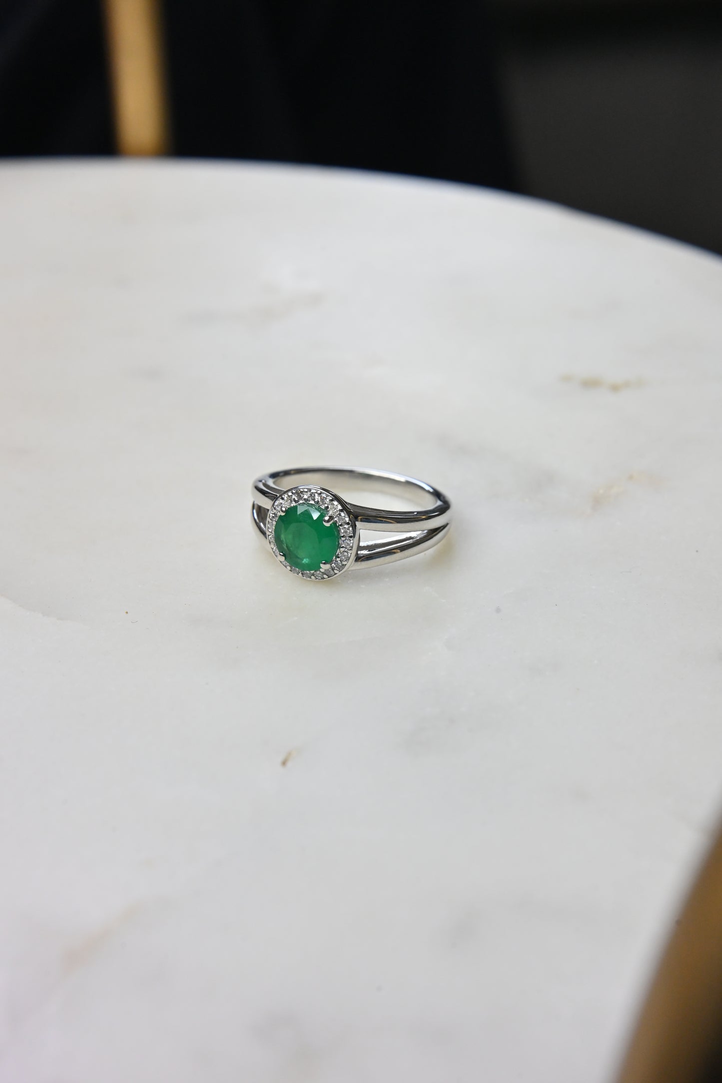 Emerald Crest Ring