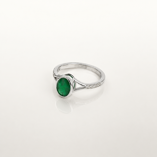 Vera Emerald Ring