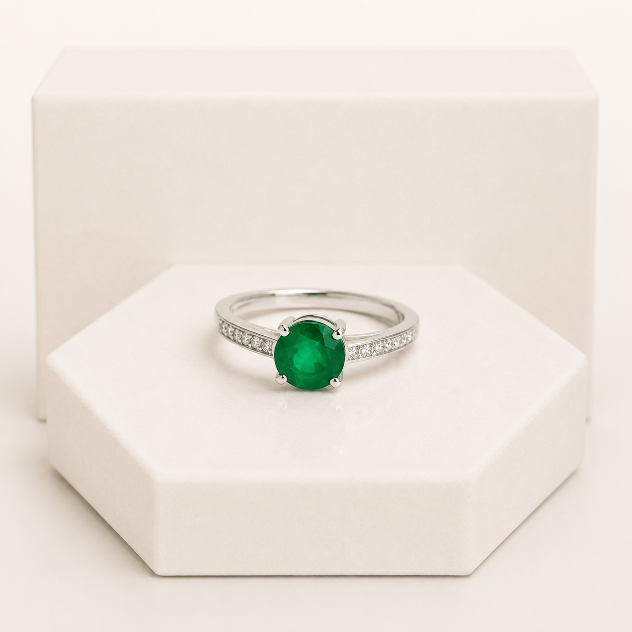 Classic Round Emerald Ring